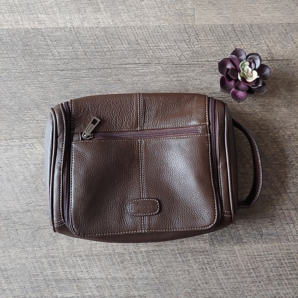 Fossil | Bags | Fossil Leather Toiletry 